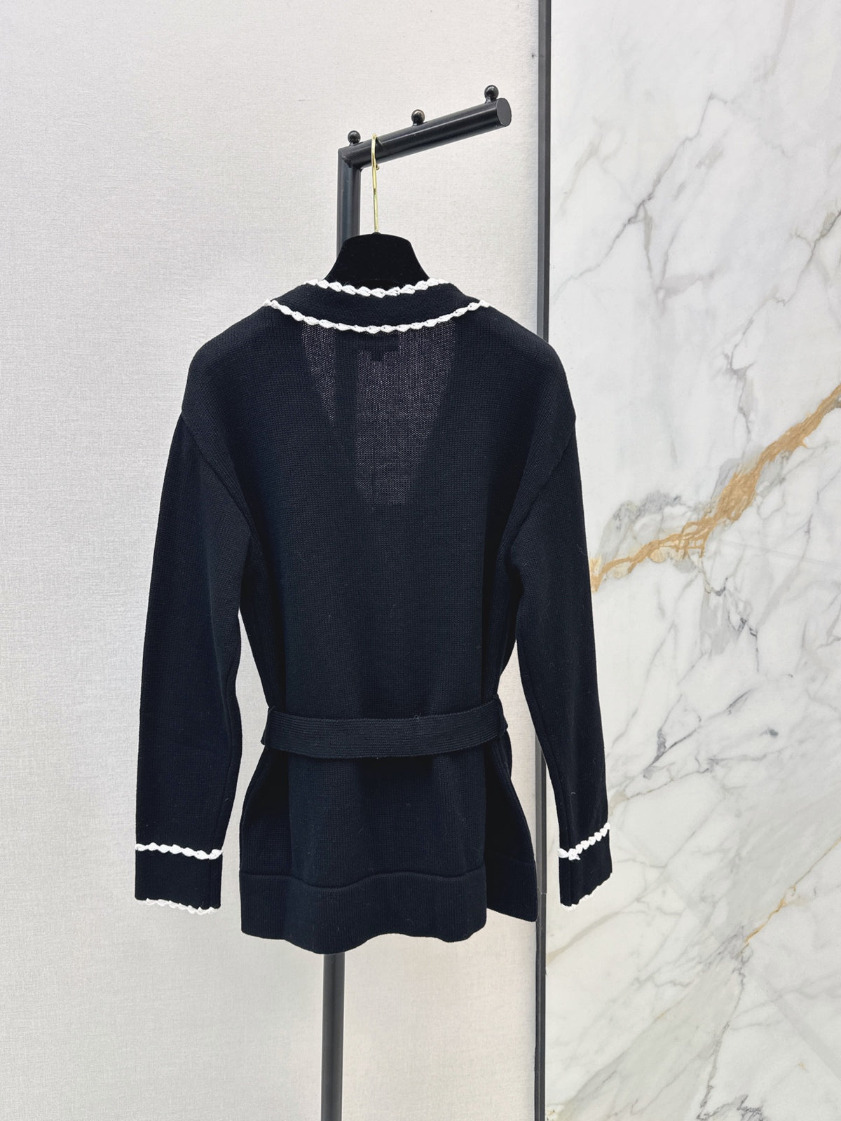 26FW New Four-Pocket V-Neck Knit Cardigan 🖤