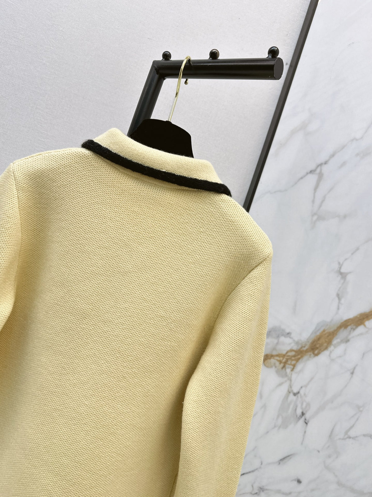 26FW New Collared Knit Cardigan 💛