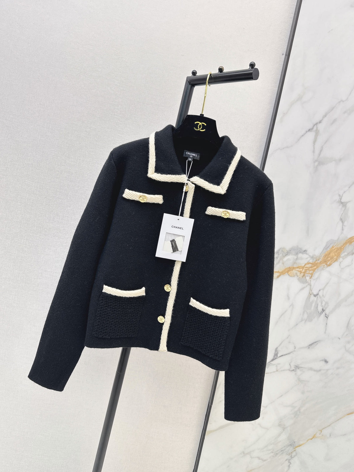 26FW New Collared Knit Cardigan 💛