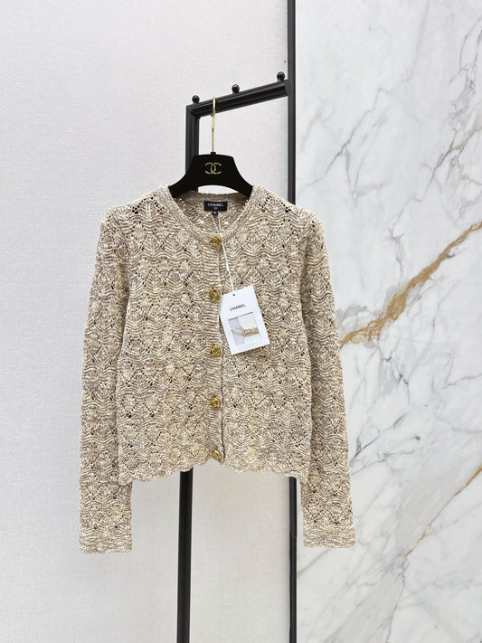 26FW New Cut-out Crew-neck Cardigan 💛