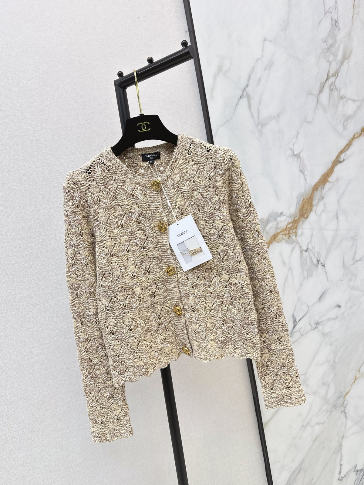 26FW New Cut-out Crew-neck Cardigan 💛