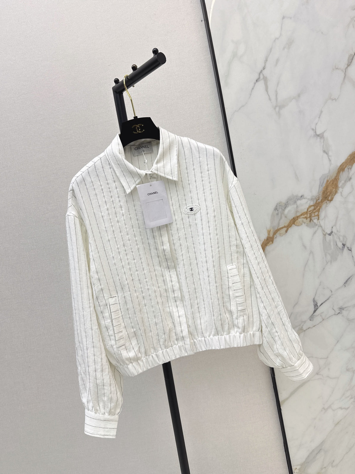 26FW New Striped Shirt with Badge Detail 🖤
