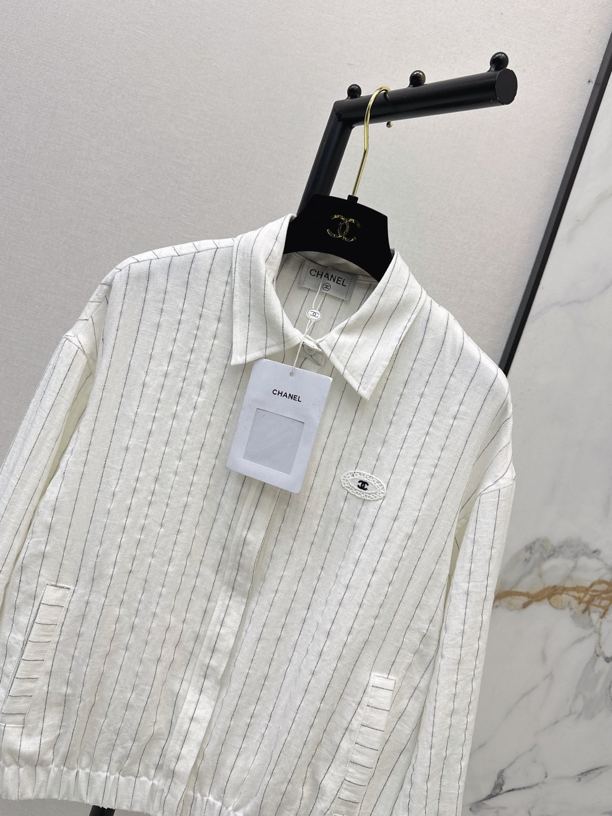 26FW New Striped Shirt with Badge Detail 🖤