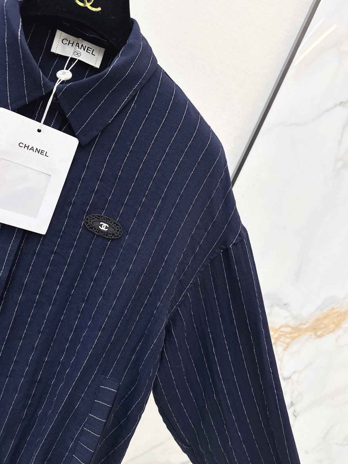 26FW New Striped Shirt with Badge Detail 🖤