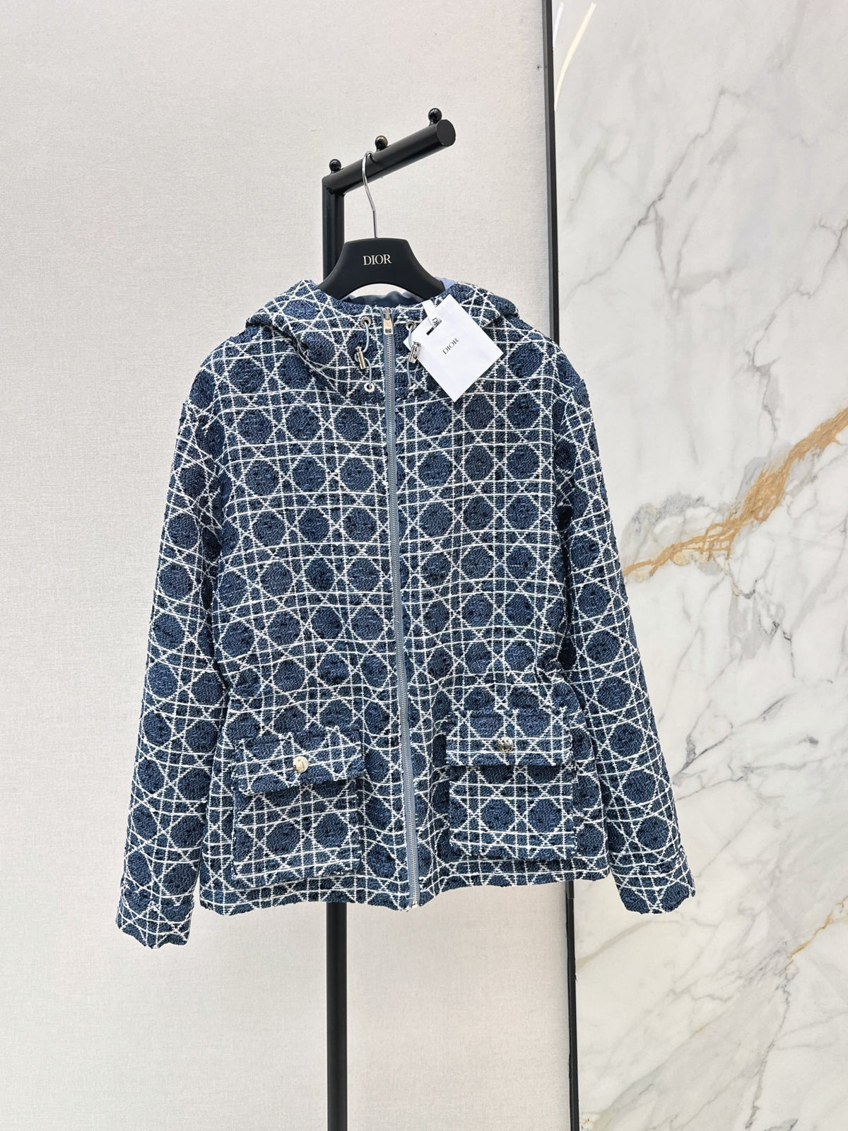 26FW New Cannage Hooded Jacket 🩵