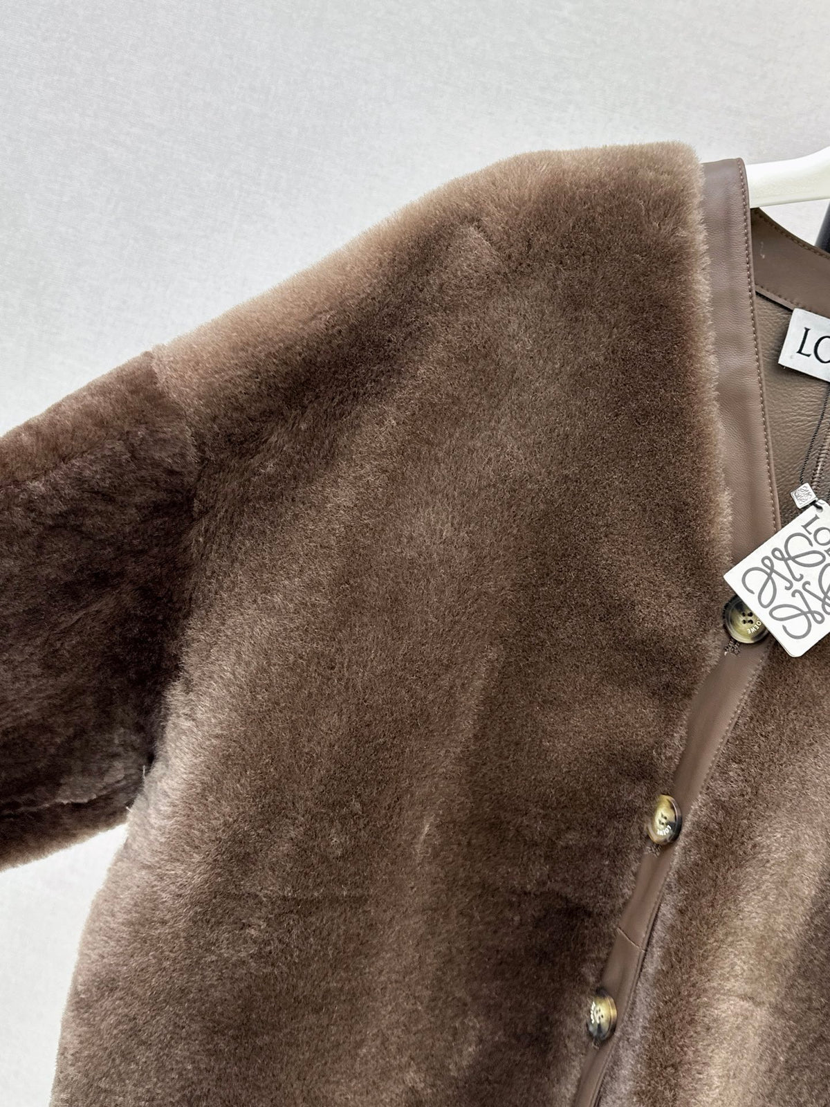 26FW New: Alpine Shearling V-Neck Oversized Jacket 🤎