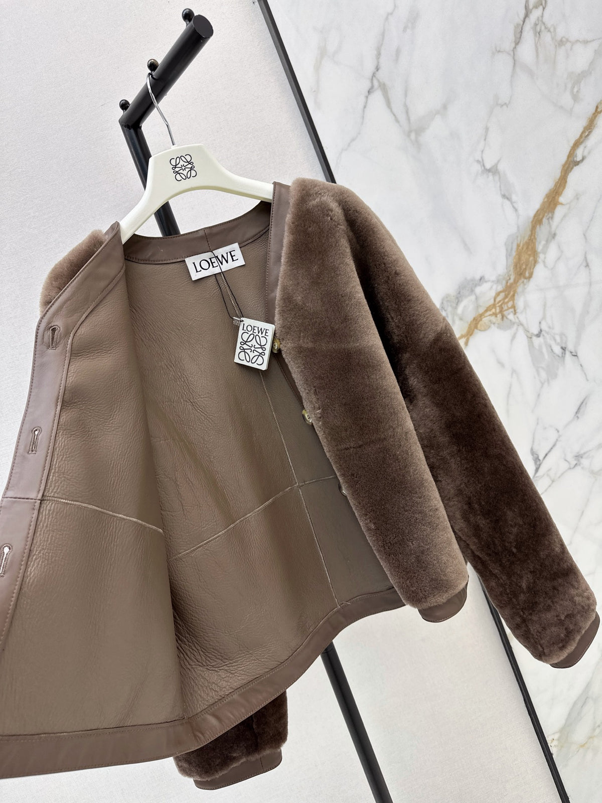 26FW New: Alpine Shearling V-Neck Oversized Jacket 🤎