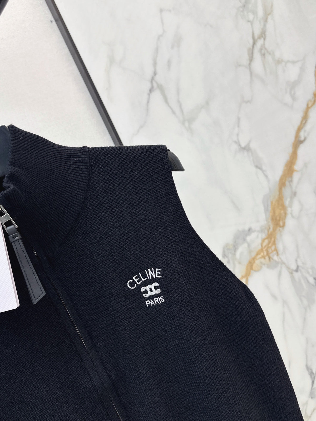 26FW New Stand-Collar Sleeveless Vest 🖤