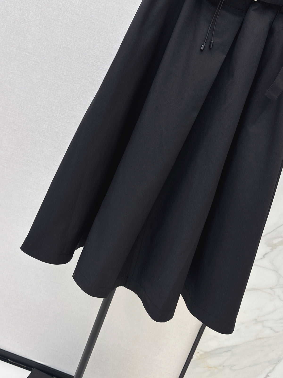 26FW New A-line Midi Skirt 🖤