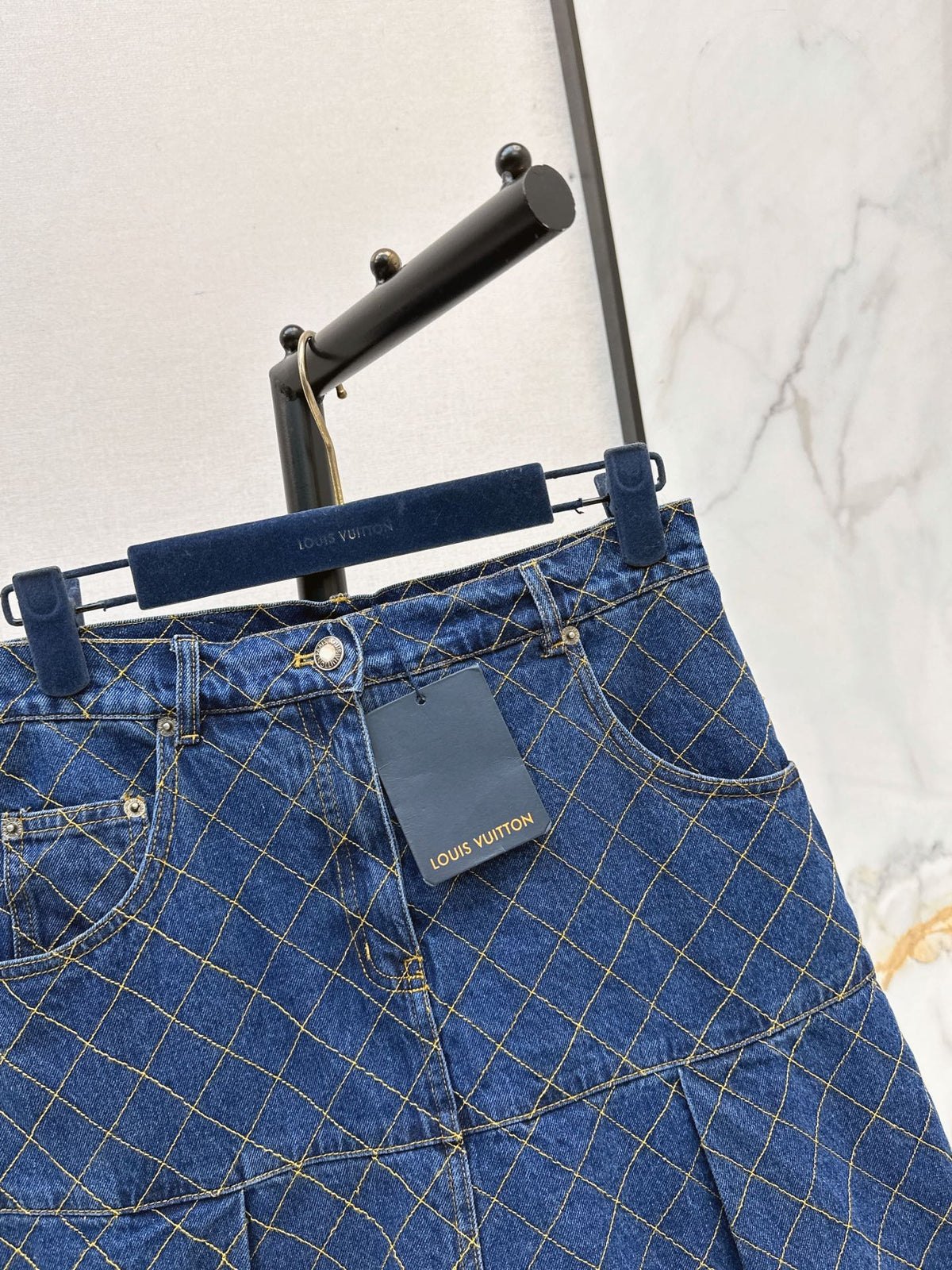 26FW New Diamond-Pattern Denim Midi Skirt 🩵
