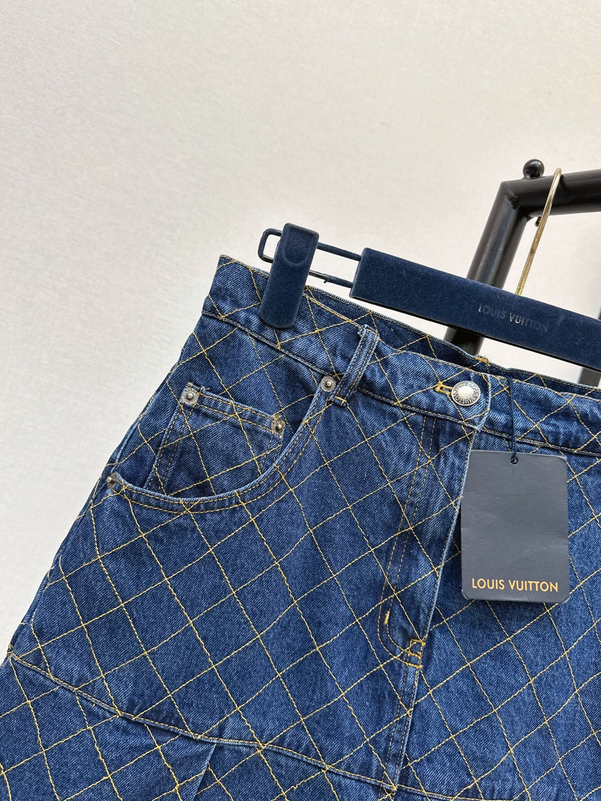 26FW New Diamond-Pattern Denim Midi Skirt 🩵