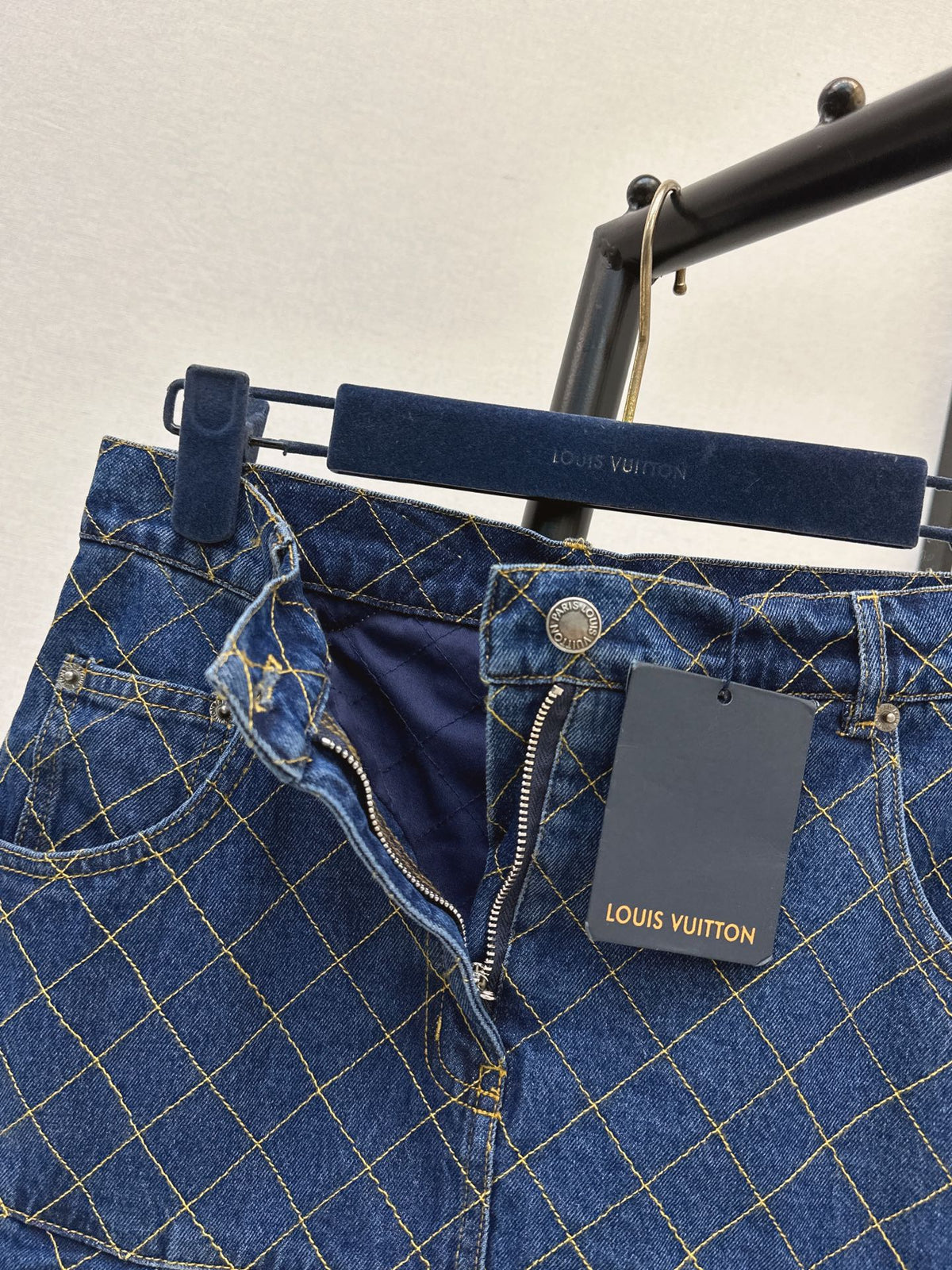 26FW New Diamond-Pattern Denim Midi Skirt 🩵