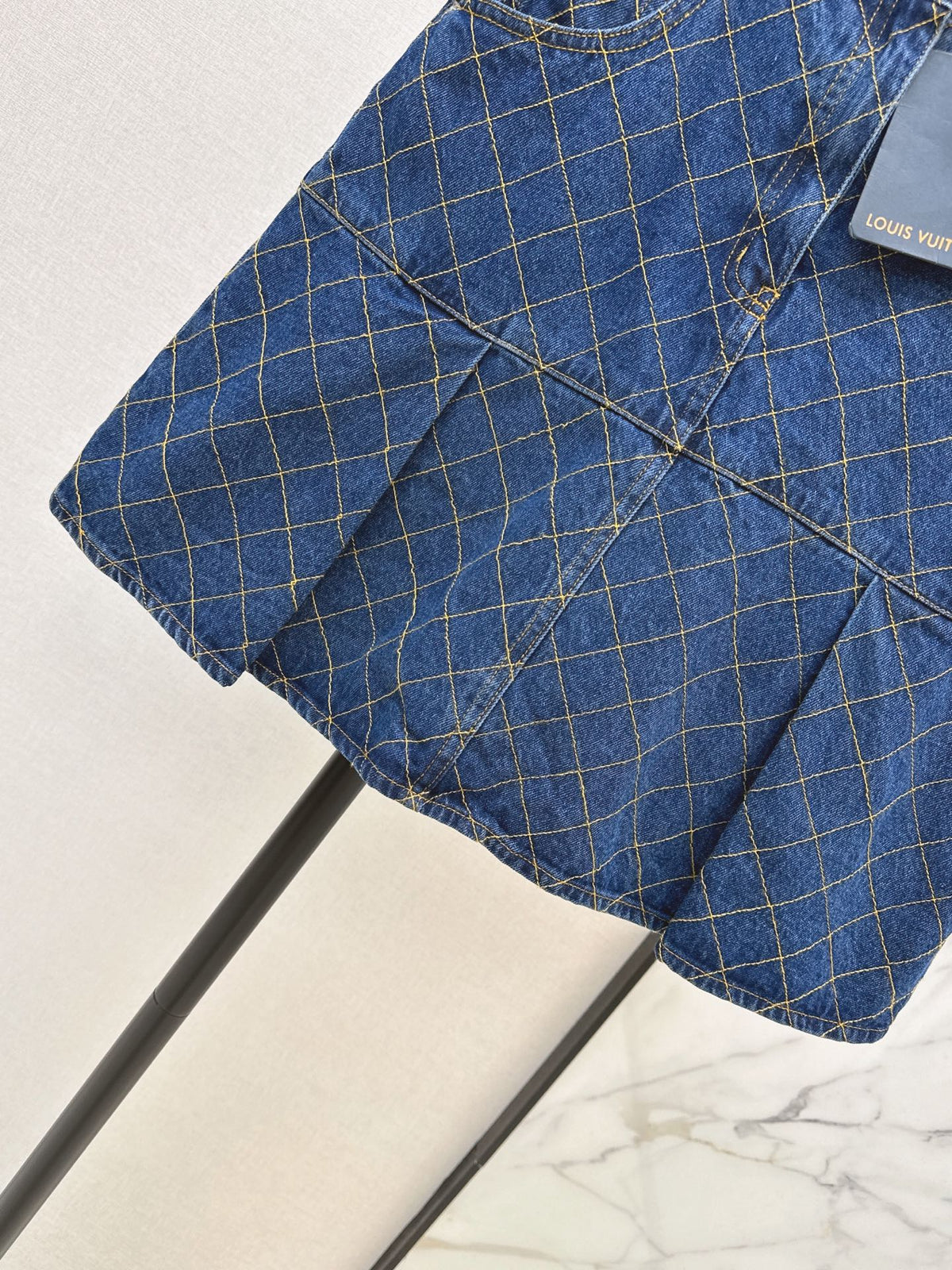 26FW New Diamond-Pattern Denim Midi Skirt 🩵