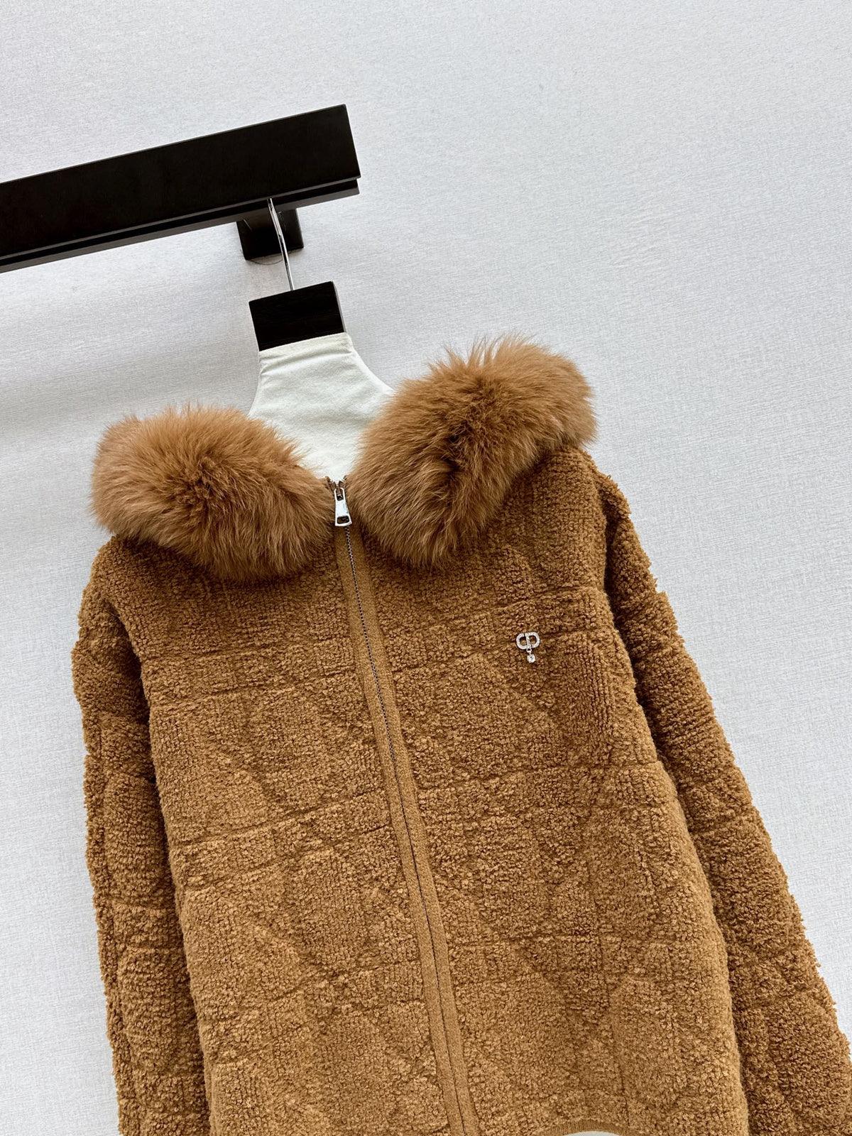 26FW New Coat with Fox Fur Collar 🤍