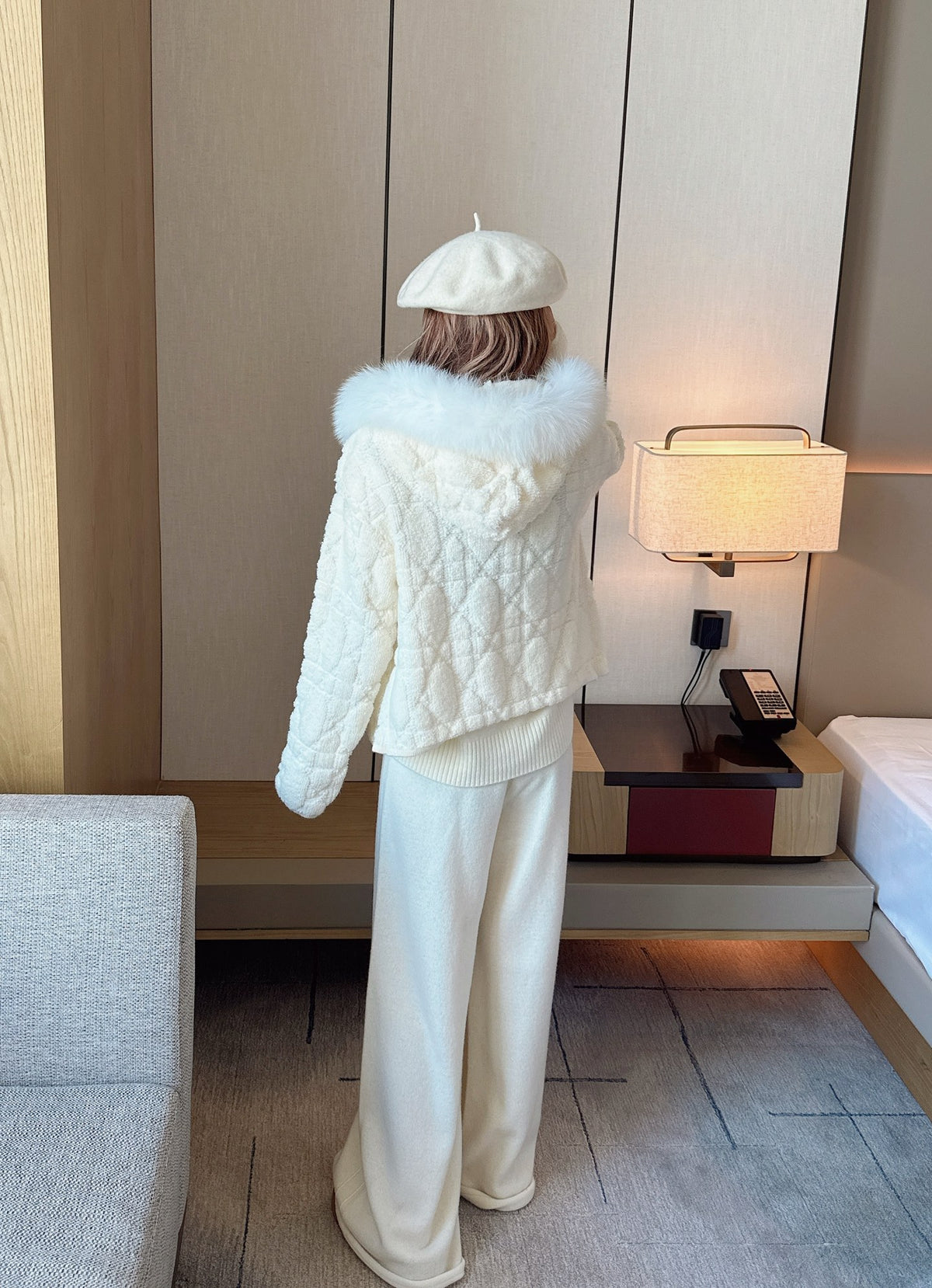 26FW New Coat with Fox Fur Collar 🤍