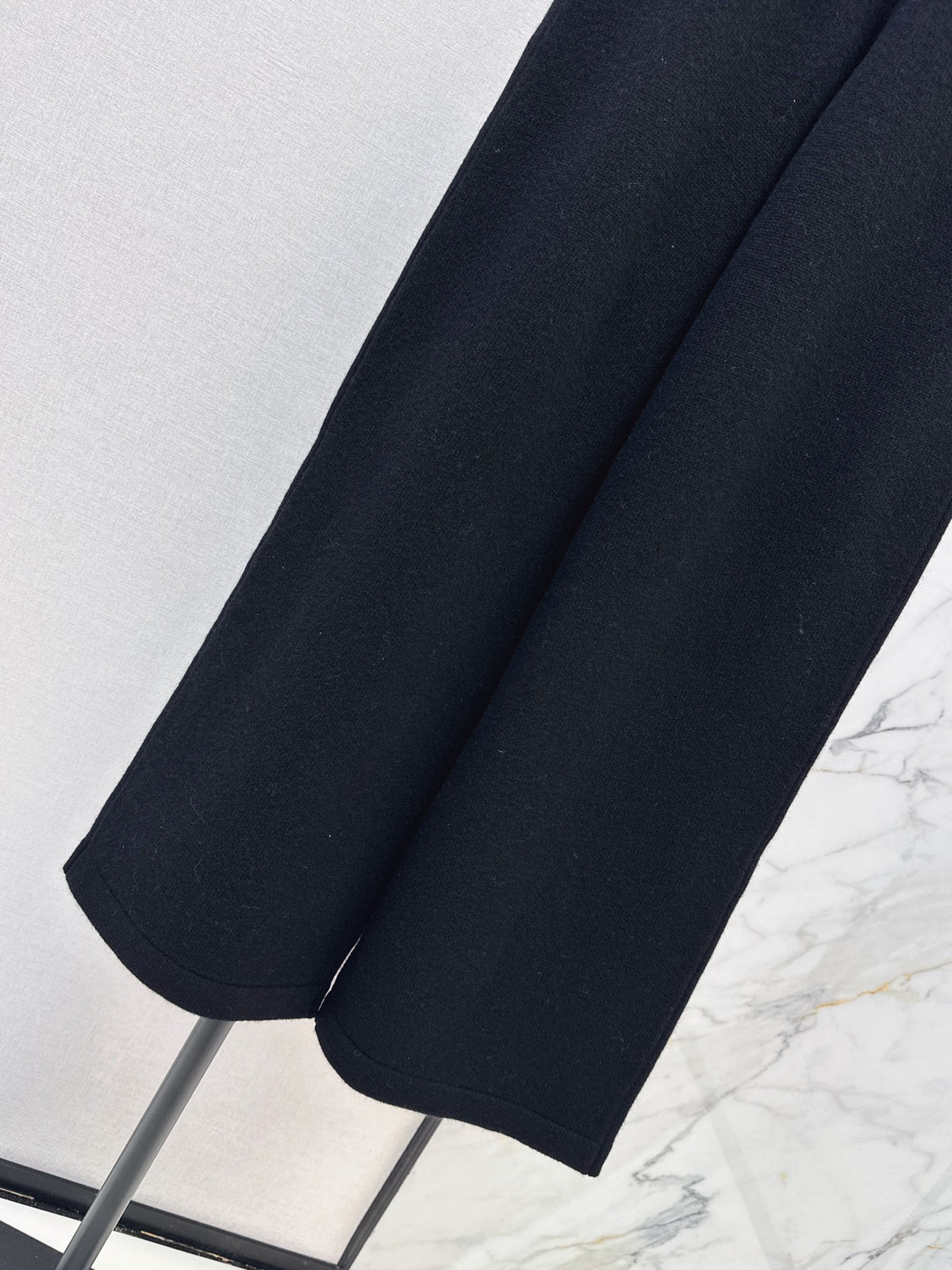 26FW New Elastic-Waist Cashmere Straight-Leg Trousers 🖤