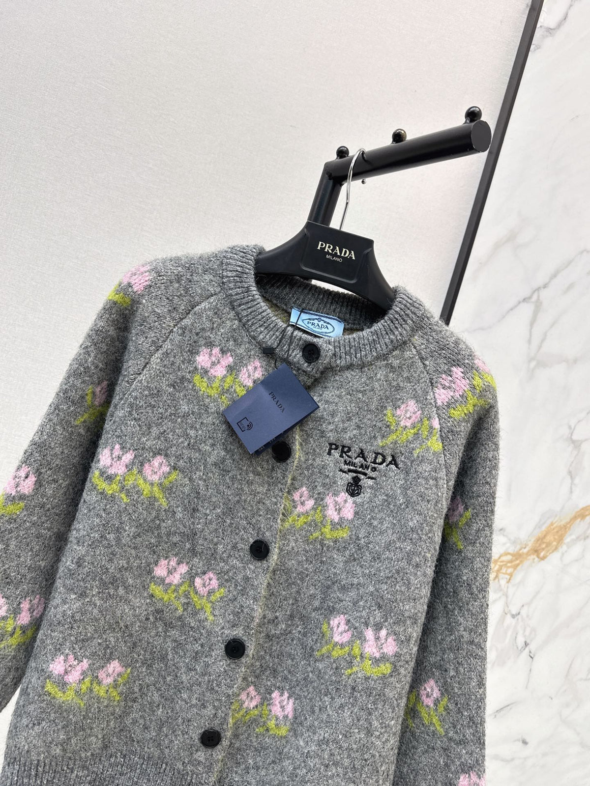 26FW New Floral Knit Wool Cardigan 🖤