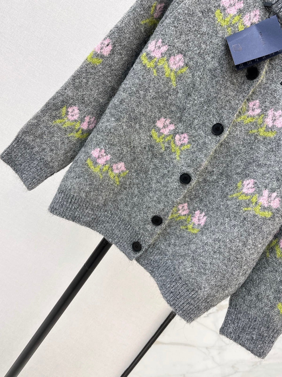 26FW New Floral Knit Wool Cardigan 🖤