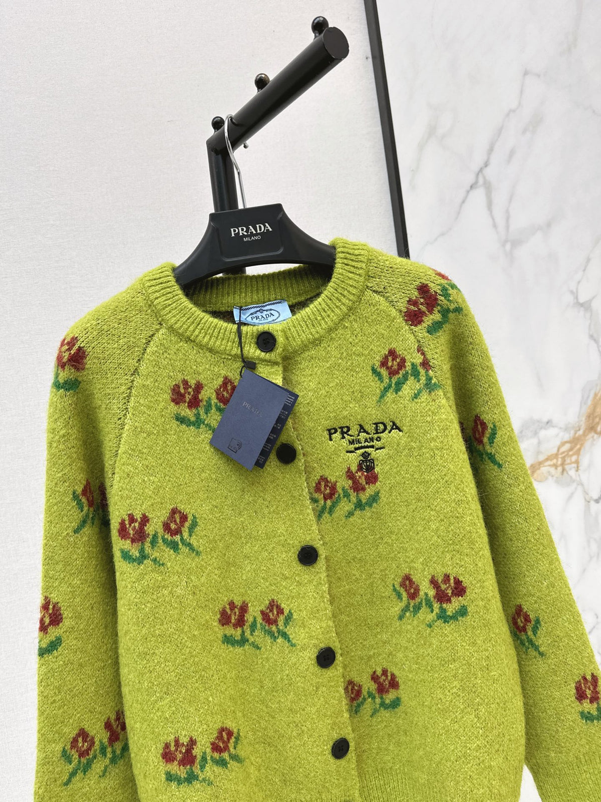 26FW New Floral Knit Wool Cardigan 🖤