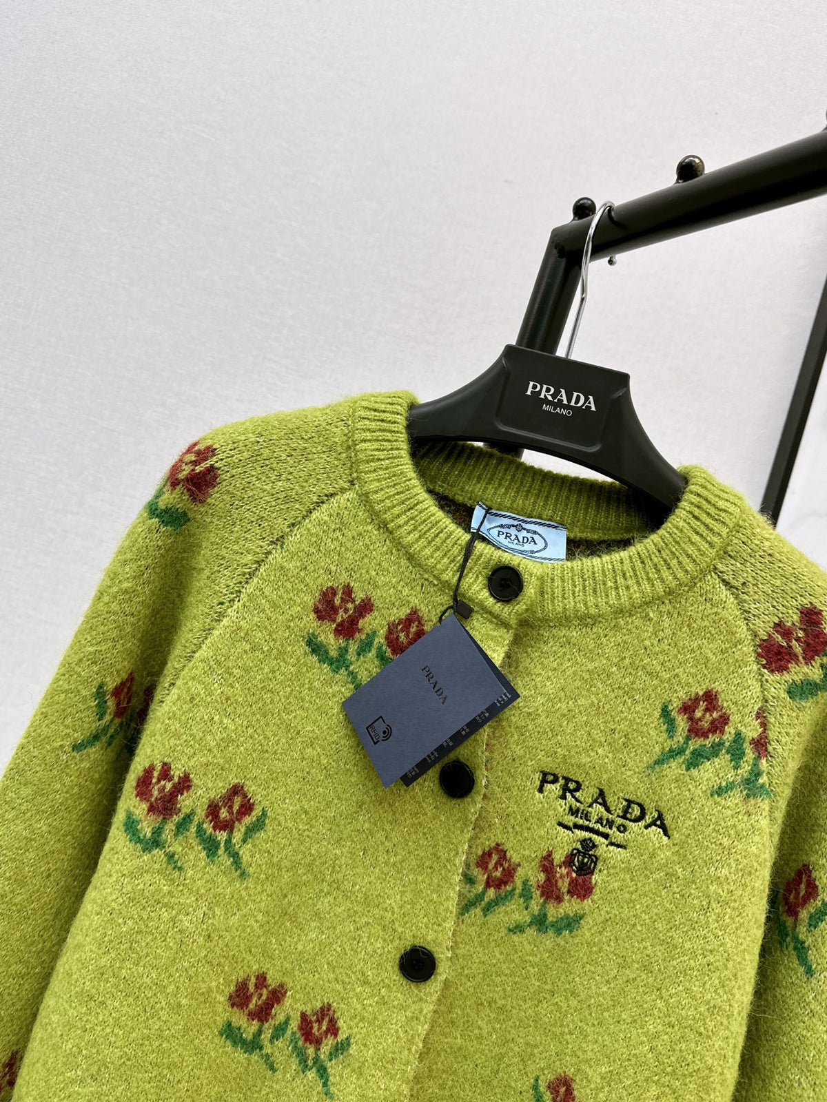 26FW New Floral Knit Wool Cardigan 🖤
