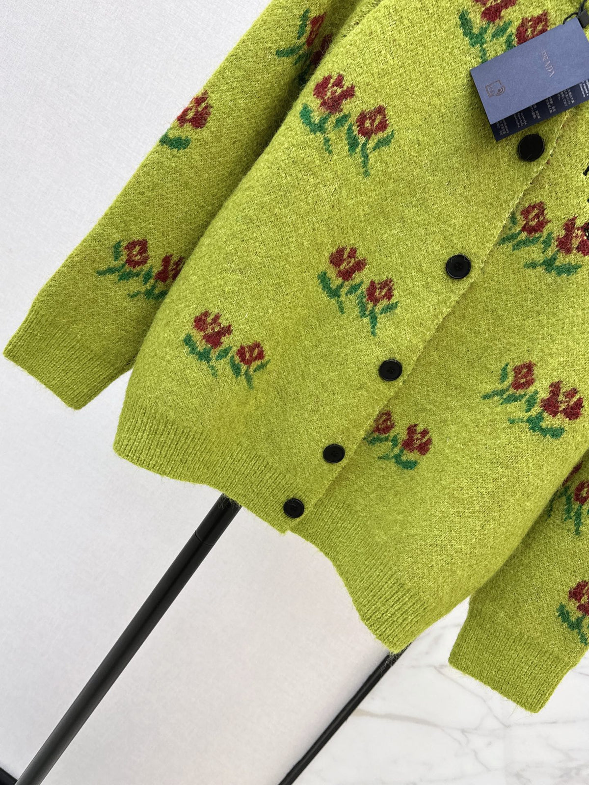 26FW New Floral Knit Wool Cardigan 🖤