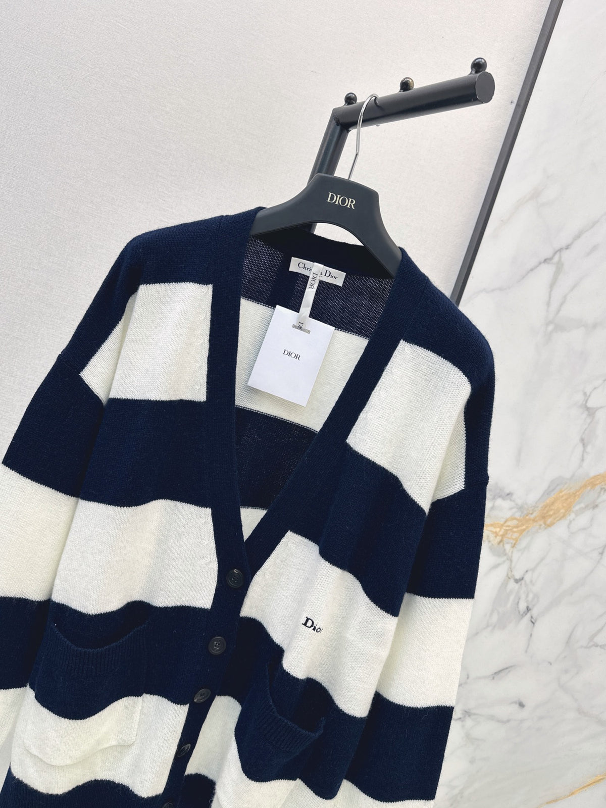 New 26FW Striped V-Neck Cashmere Cardigan 🖤