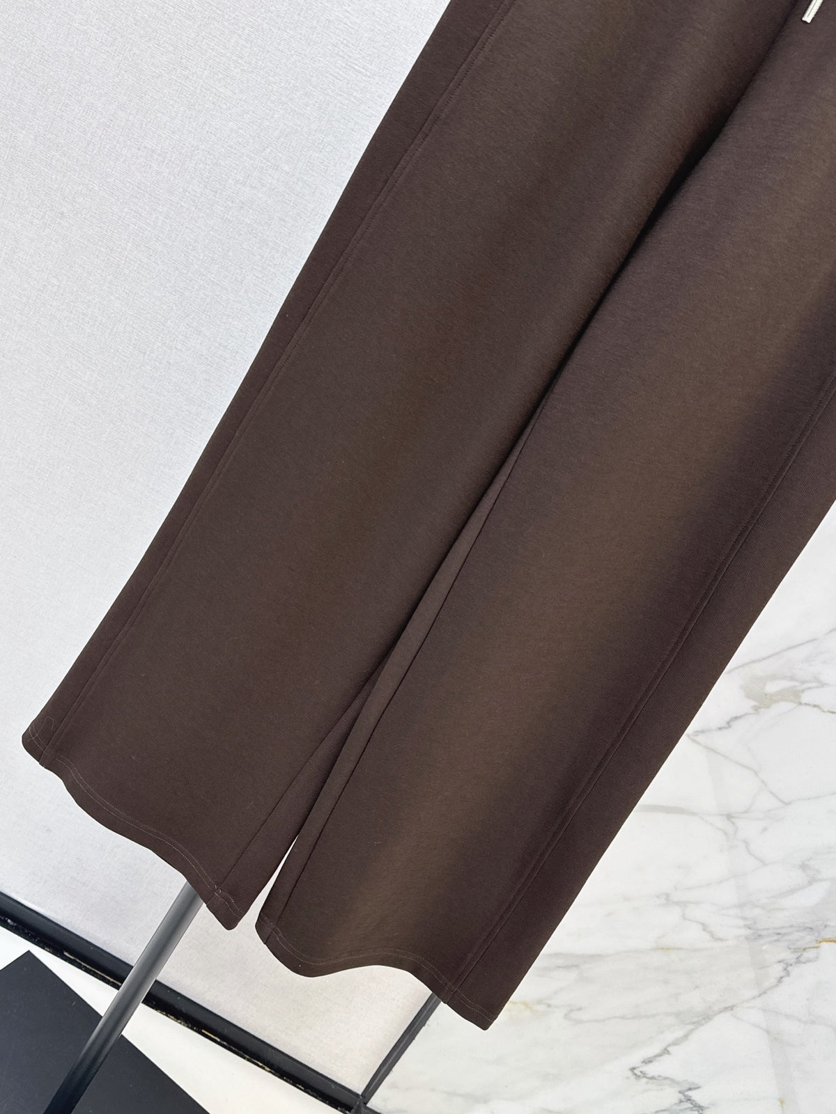26FW New Color-Block Straight-Leg Trousers 🤎