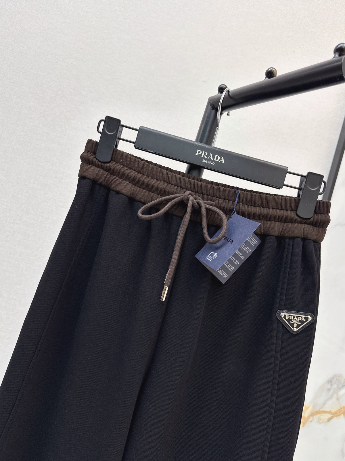 26FW New Color-Block Straight-Leg Trousers 🤎