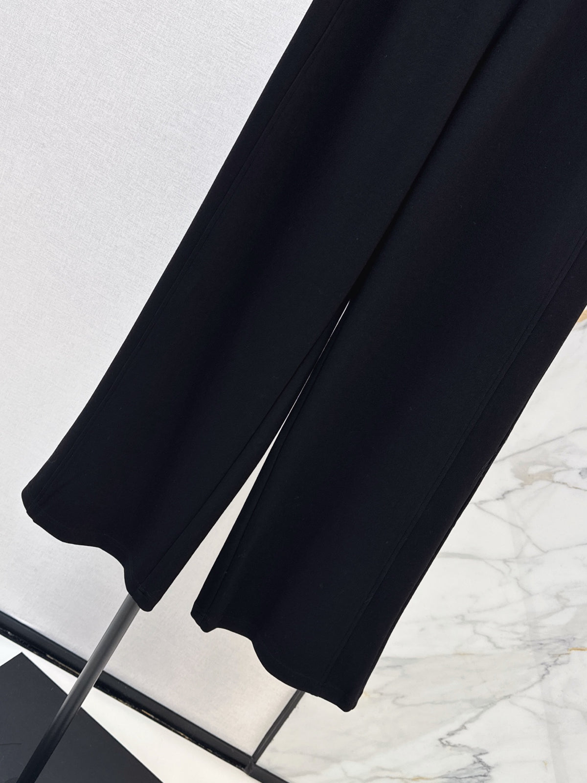 26FW New Color-Block Straight-Leg Trousers 🤎