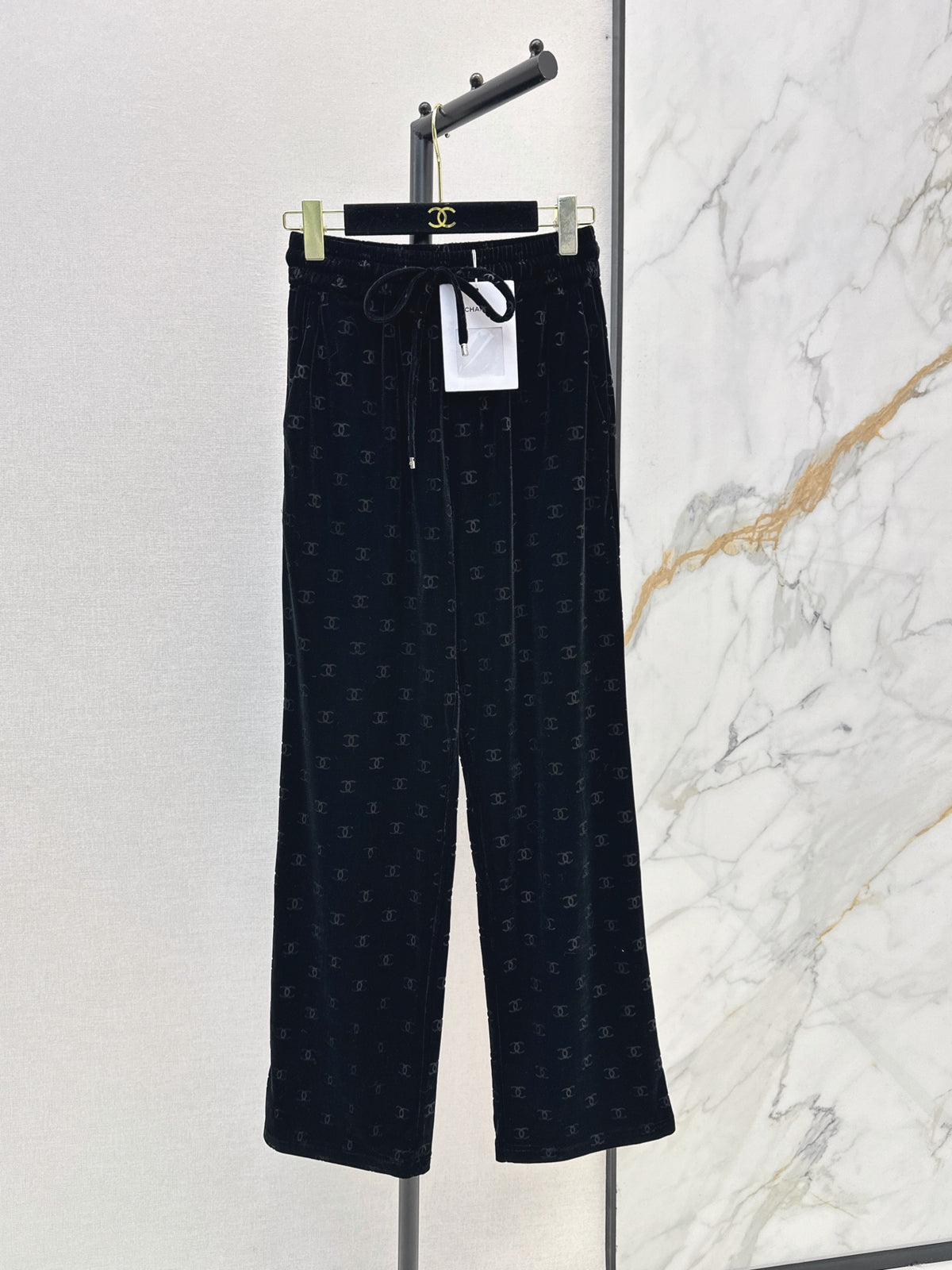 🔥Highest Quality🔥26FW New Velvet Trousers 🖤