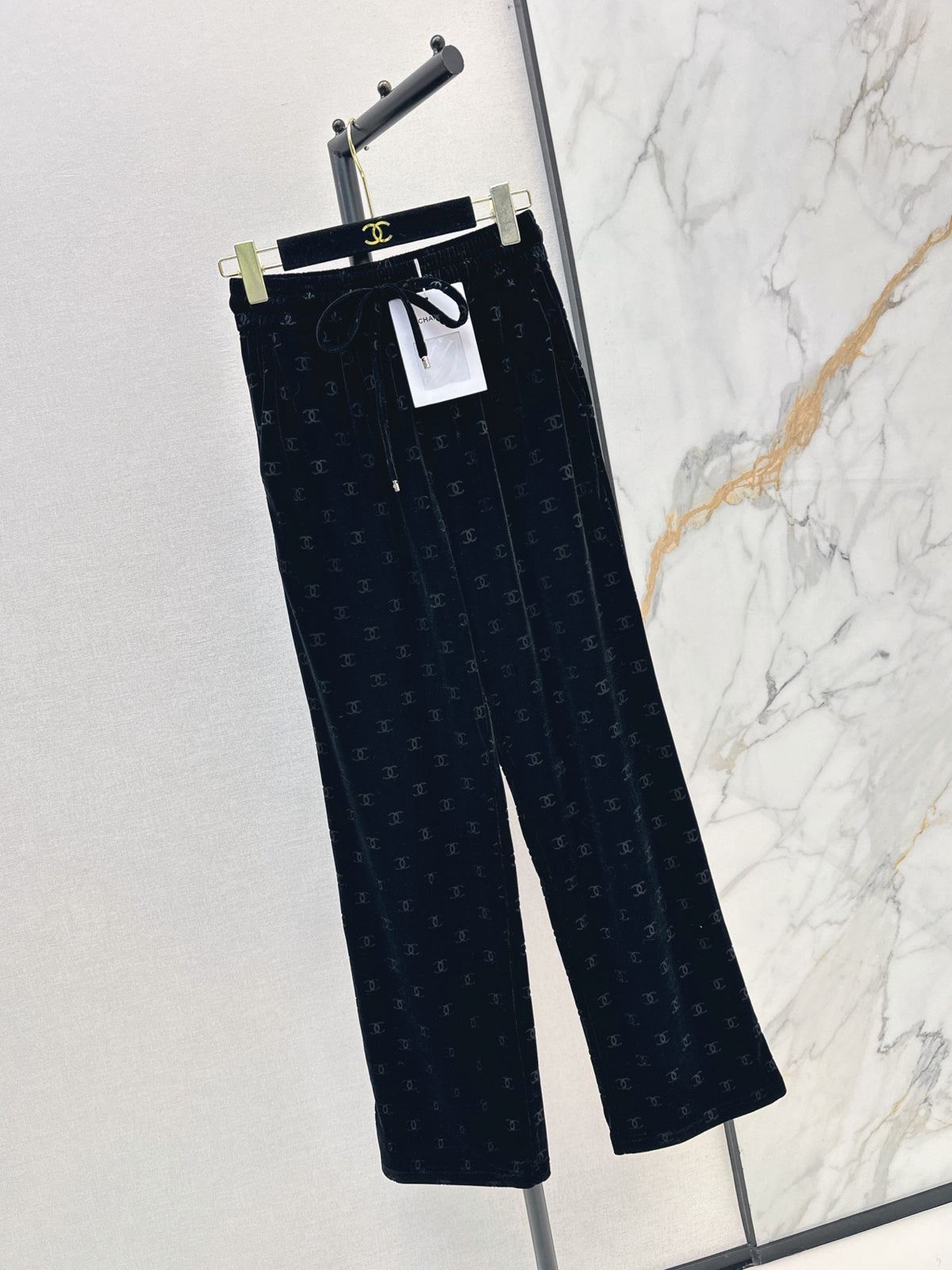 🔥Highest Quality🔥26FW New Velvet Trousers 🖤