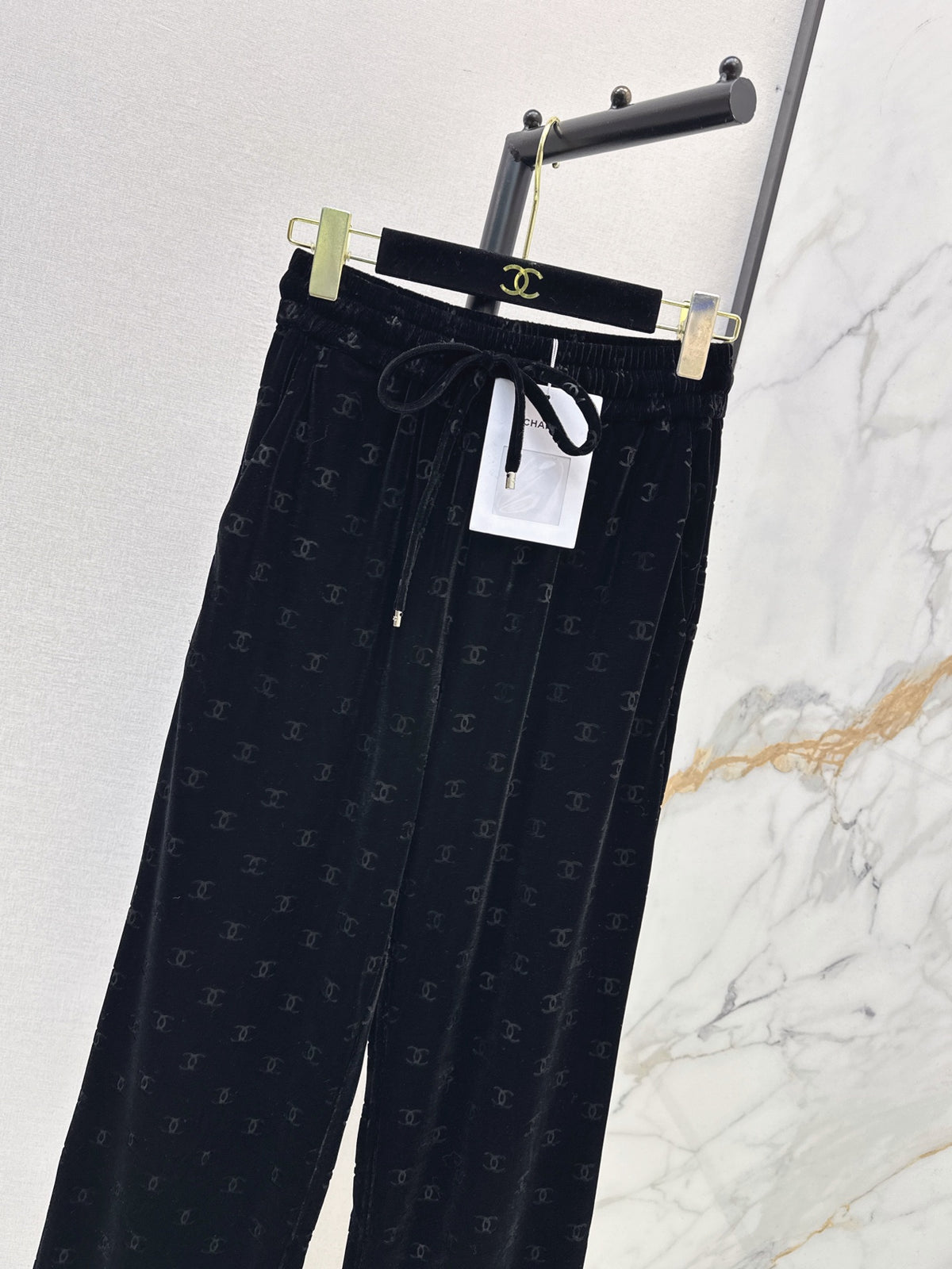 🔥Highest Quality🔥26FW New Velvet Trousers 🖤