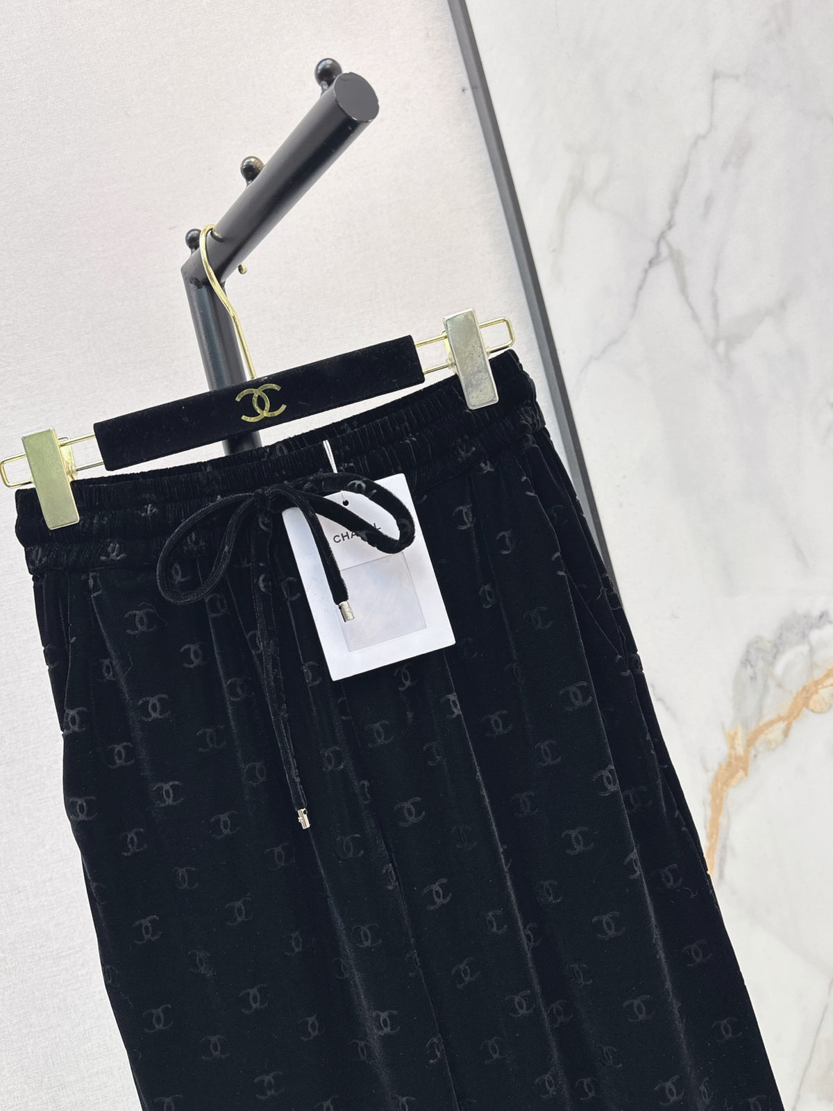 🔥Highest Quality🔥26FW New Velvet Trousers 🖤
