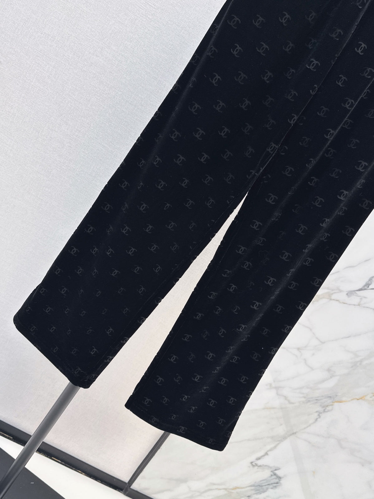 🔥Highest Quality🔥26FW New Velvet Trousers 🖤