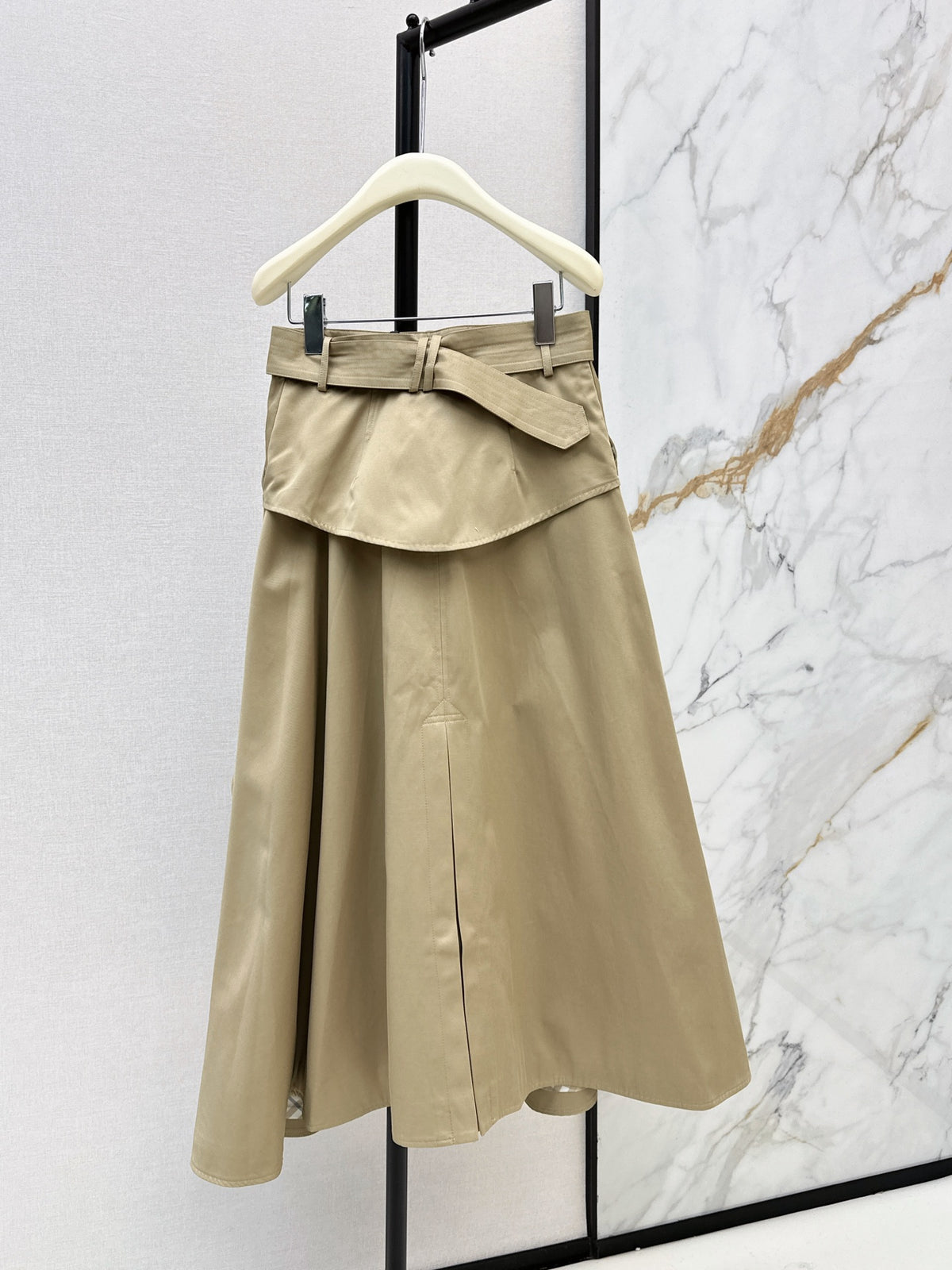 26FW New Asymmetric High-Waisted Skirt 🤎