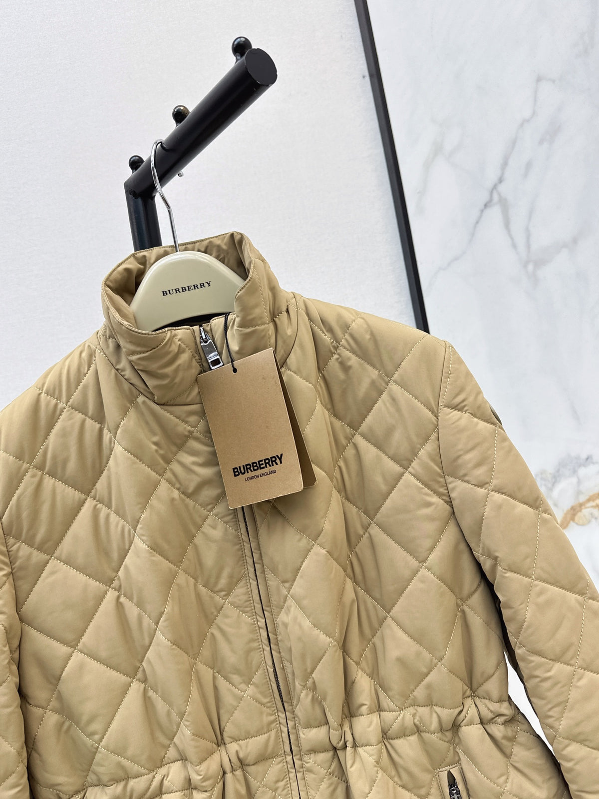 26FW New Stand-Collar Drawstring Padded Jacket 🤎