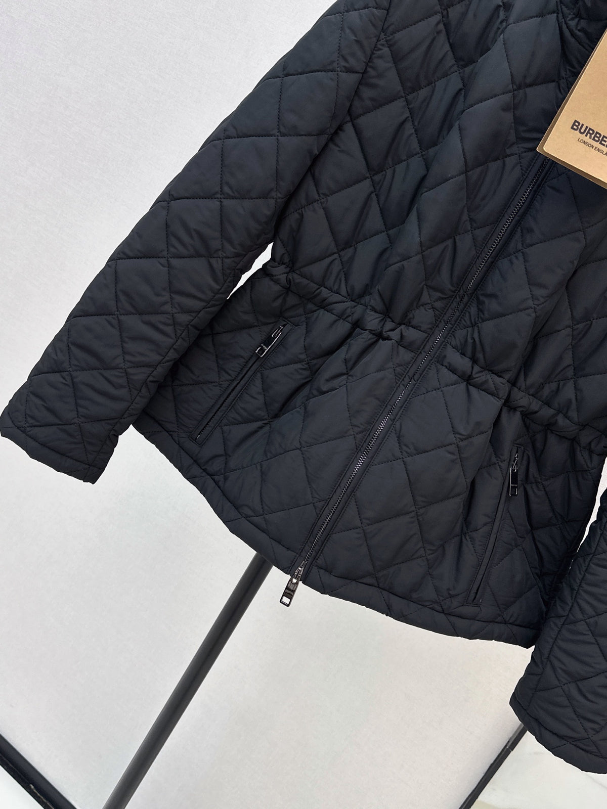 26FW New Stand-Collar Drawstring Padded Jacket 🤎