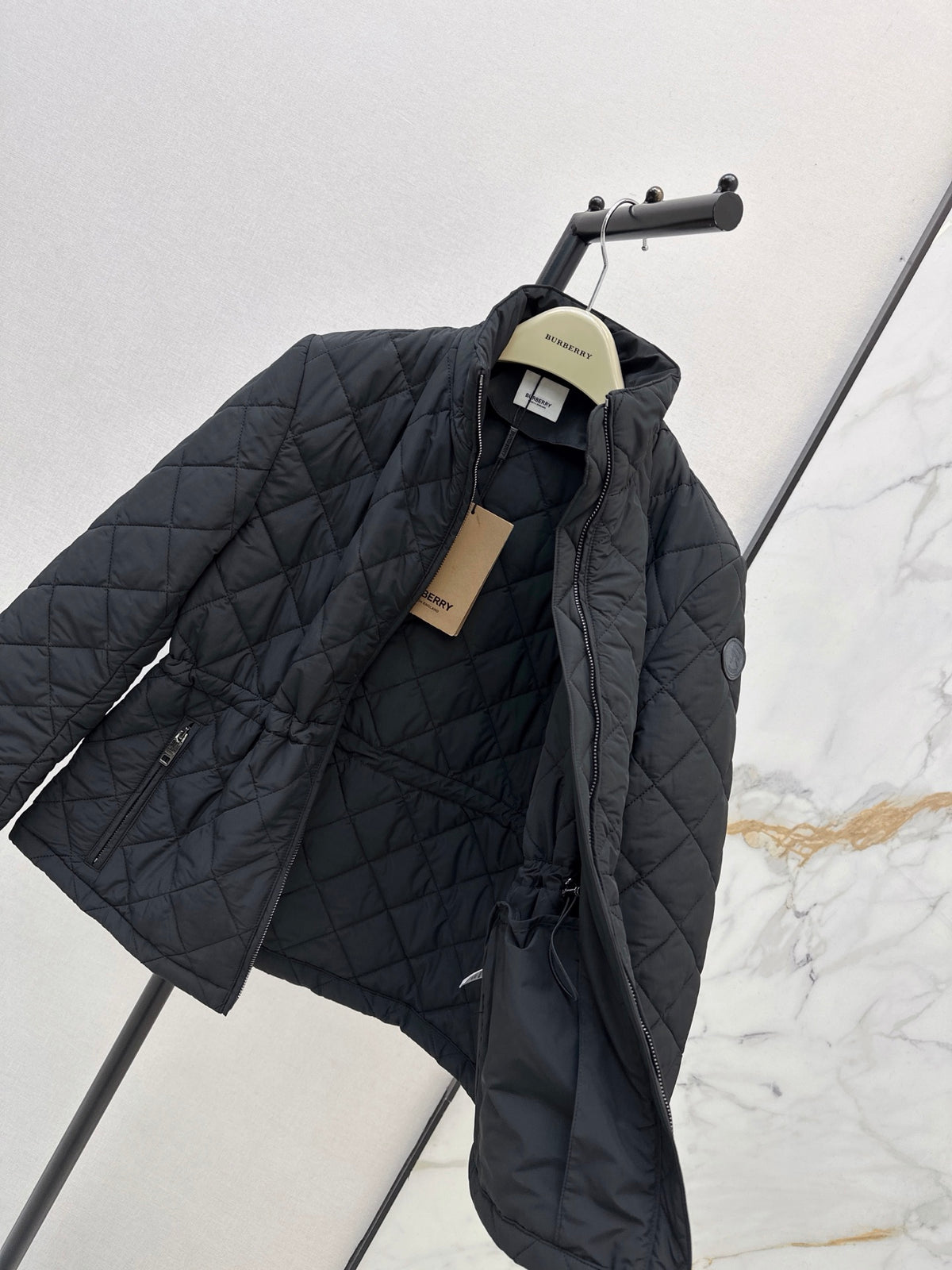 26FW New Stand-Collar Drawstring Padded Jacket 🤎