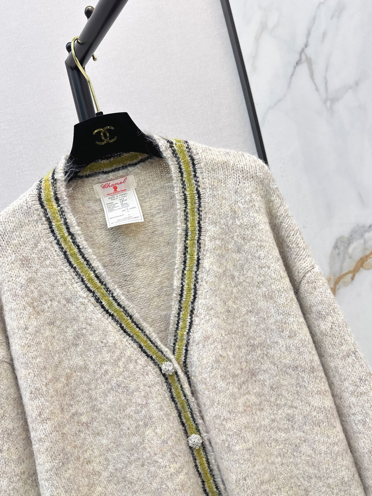 26FW New Color-Block Striped Trim Knit Cardigan 🤍
