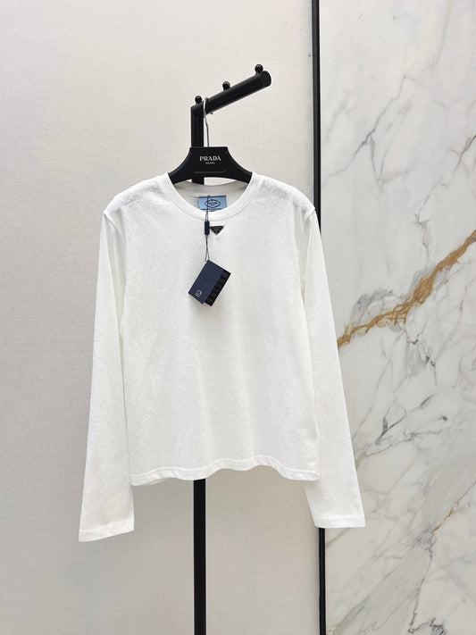 26FW New Long-Sleeve White T-Shirt with Triangle Logo Detail 🤍