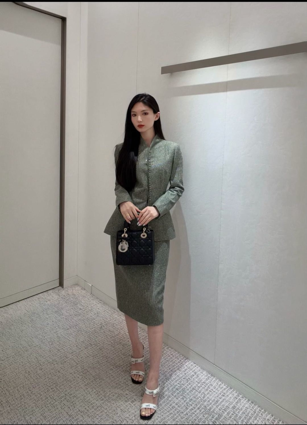 26FW New Stand-Collar Tailored Jacket with Cinched Waist 💚