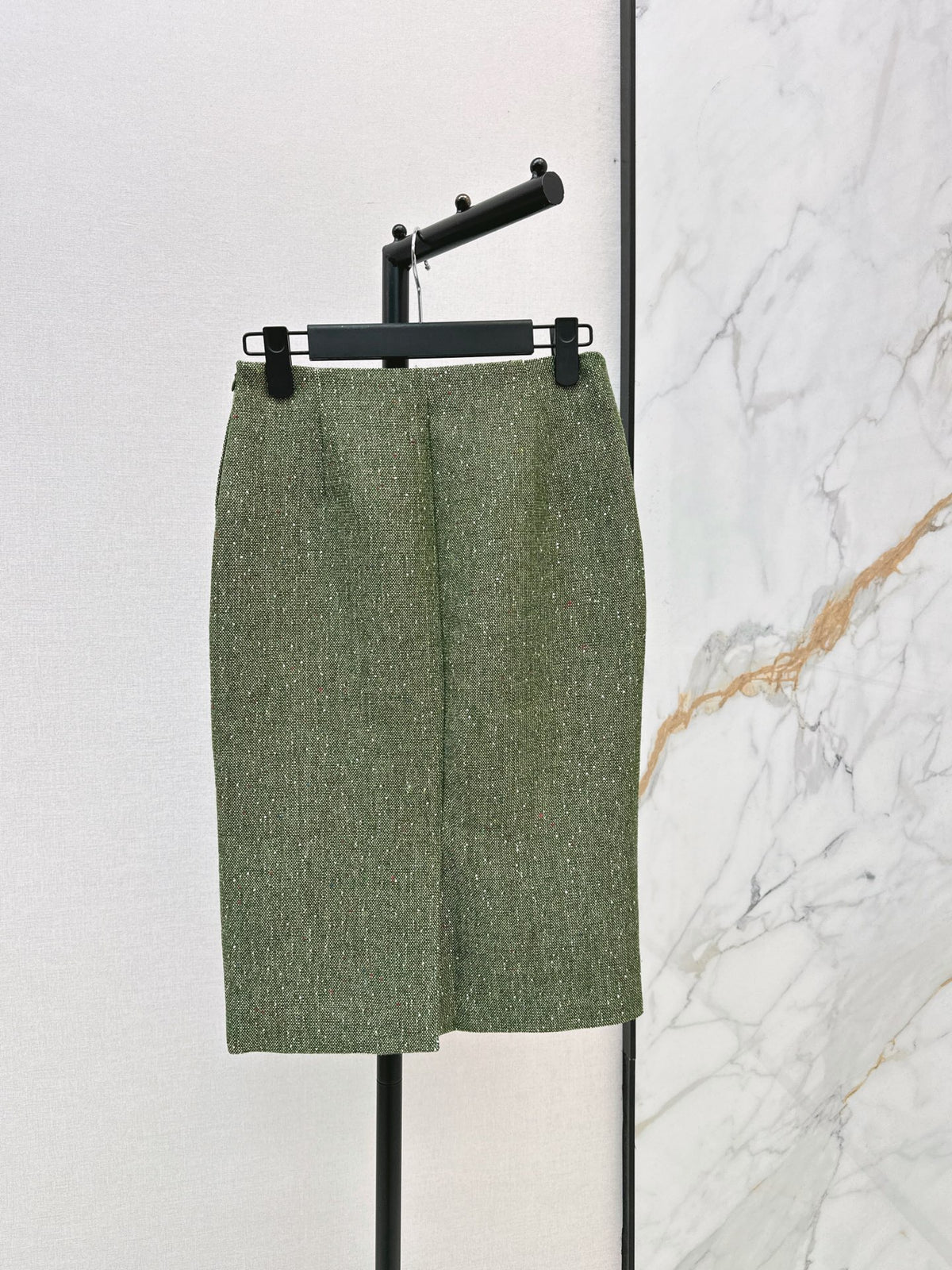 26FW New High-Waisted Green Tweed Skirt 💚