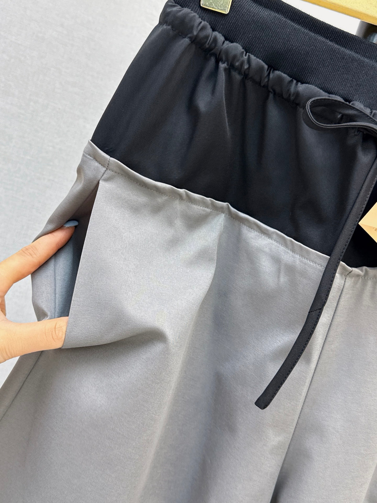26FW New Straight-Leg Wide-Leg Trousers 🩶
