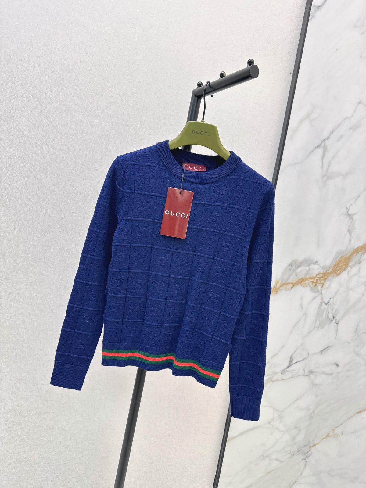 26FW New Crew-Neck Knit Top 🤎💙