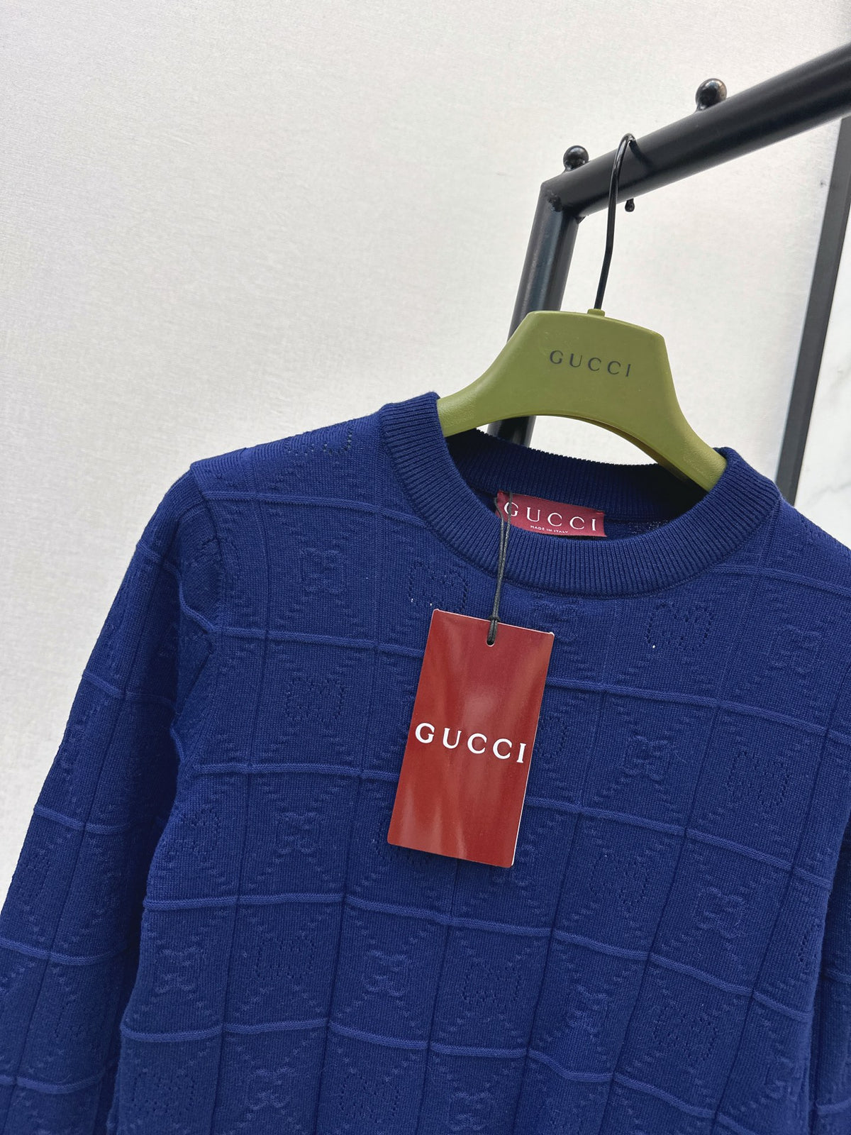26FW New Crew-Neck Knit Top 🤎💙