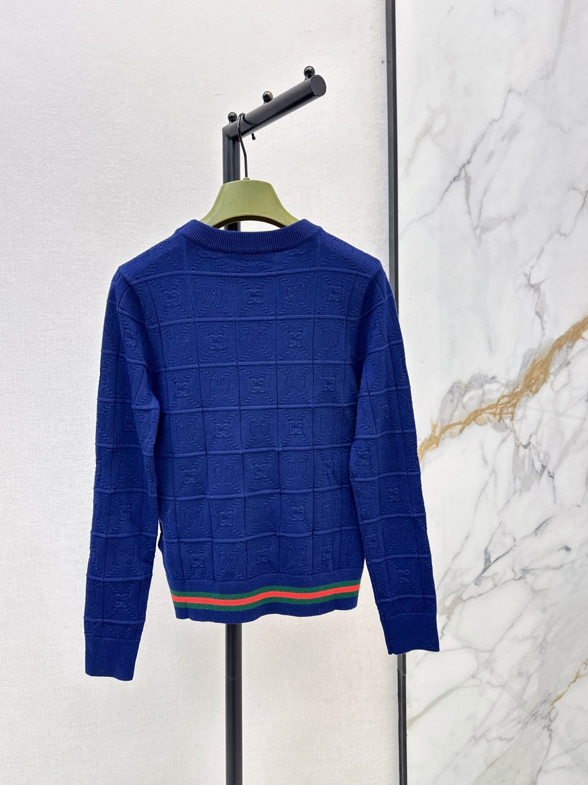 26FW New Crew-Neck Knit Top 🤎💙