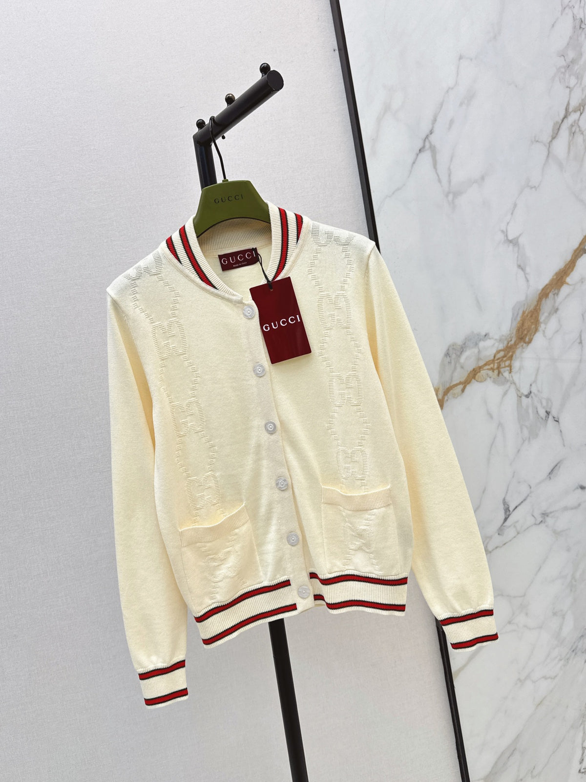 26FW New Color-Contrast Trim Cardigan 🤍💙