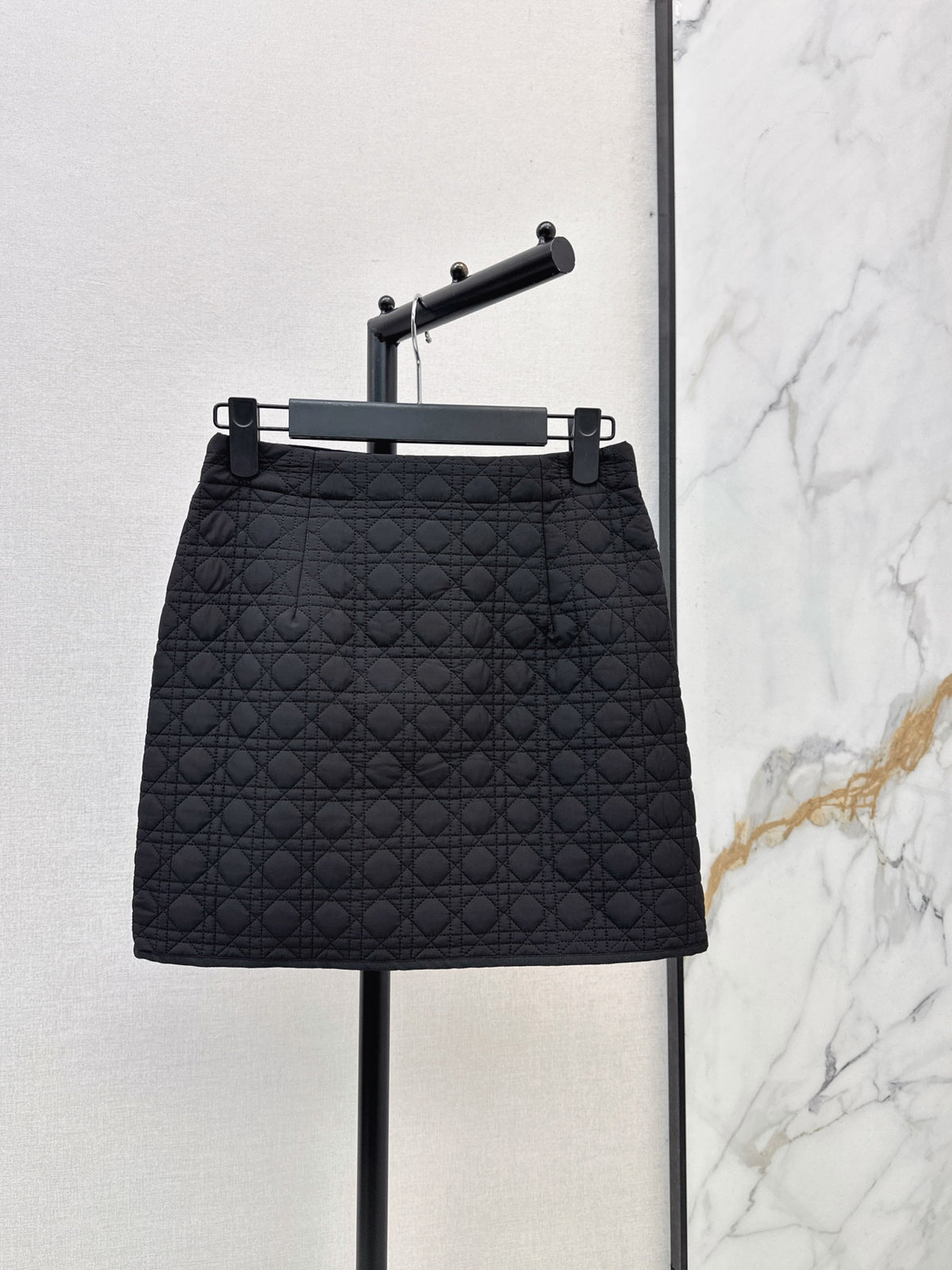 26FW New Quilted Mini Skirt 🖤