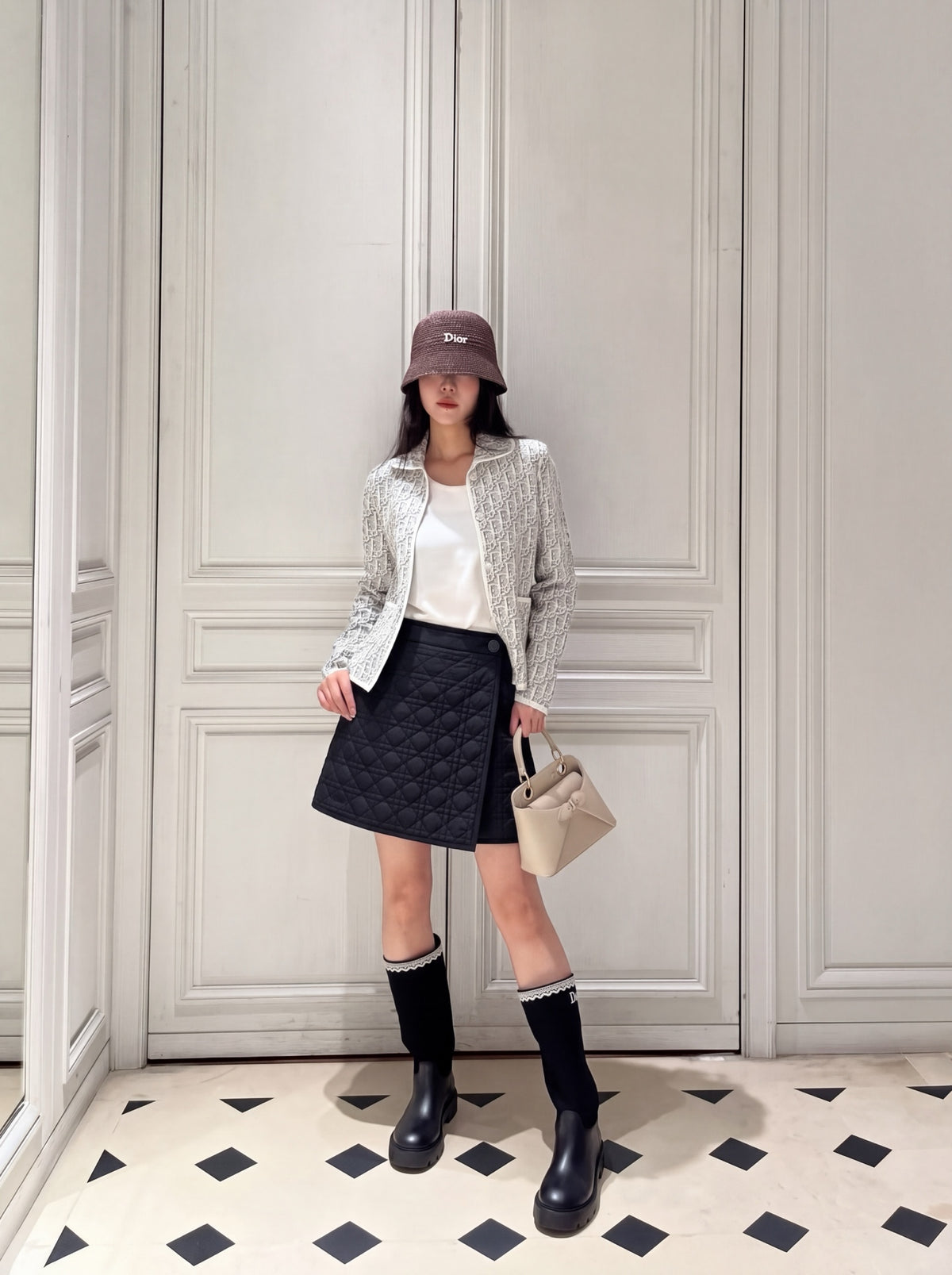 26FW New Quilted Mini Skirt 🖤
