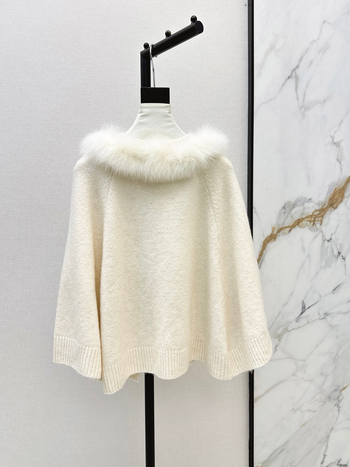26FW New Fox Fur Collar Cape Coat 🤍🩶